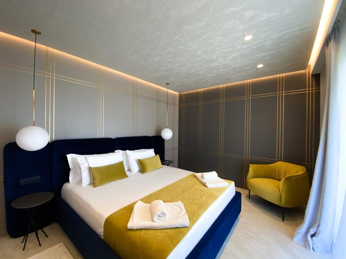 Bel Ami Suita Hotel Orikum Bagian luar foto