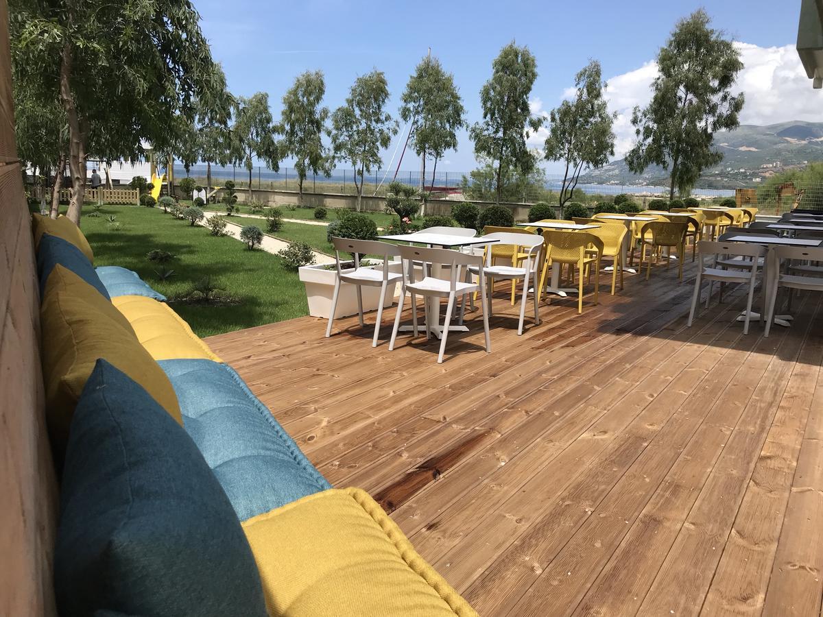 Bel Ami Suita Hotel Orikum Bagian luar foto