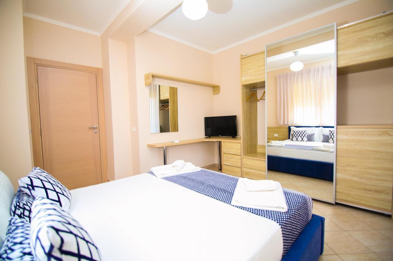 Bel Ami Suita Hotel Orikum Bagian luar foto