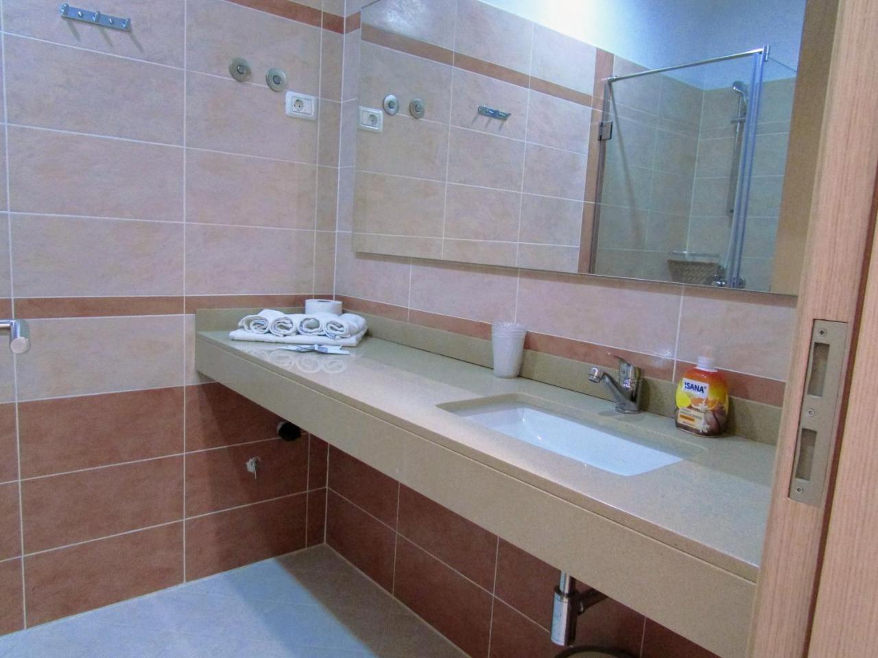 Bel Ami Suita Hotel Orikum Bagian luar foto