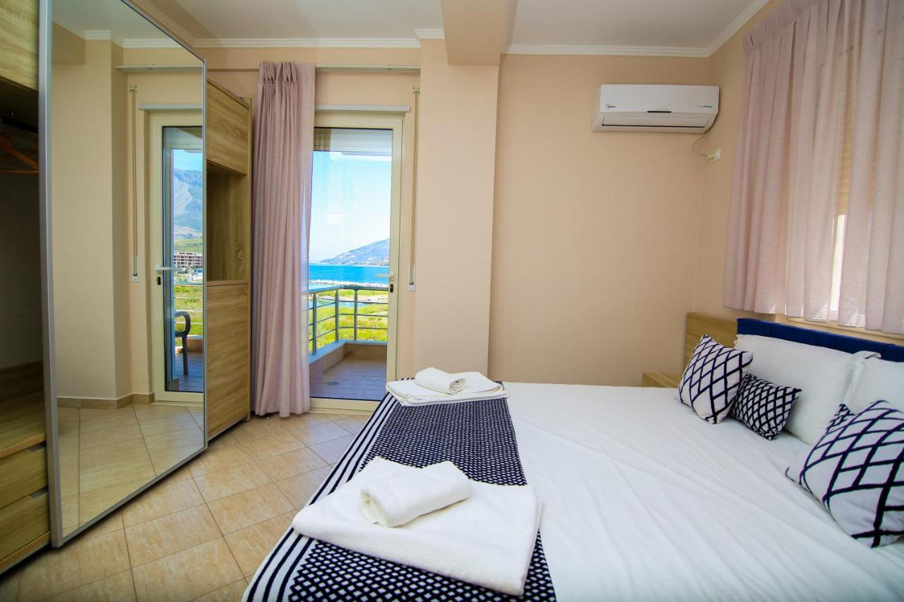 Bel Ami Suita Hotel Orikum Bagian luar foto